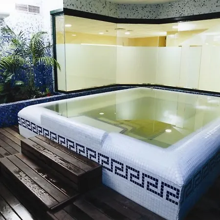 Ohtels Romana מלון סאלו